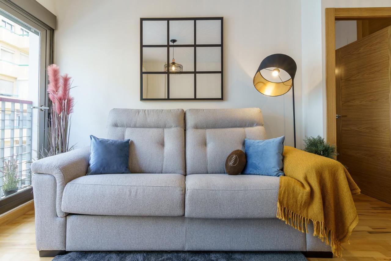 Malagasuite Cozy Center Apartment & Parking מראה חיצוני תמונה