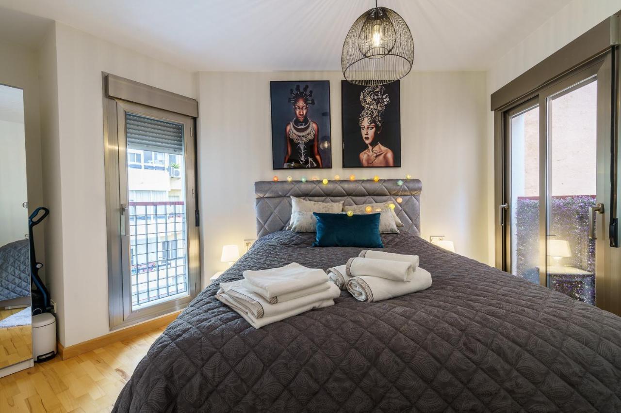Malagasuite Cozy Center Apartment & Parking מראה חיצוני תמונה