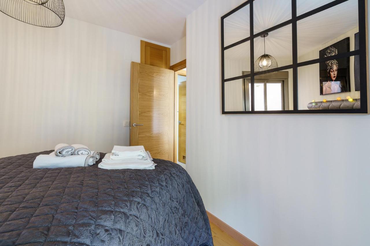 Malagasuite Cozy Center Apartment & Parking מראה חיצוני תמונה